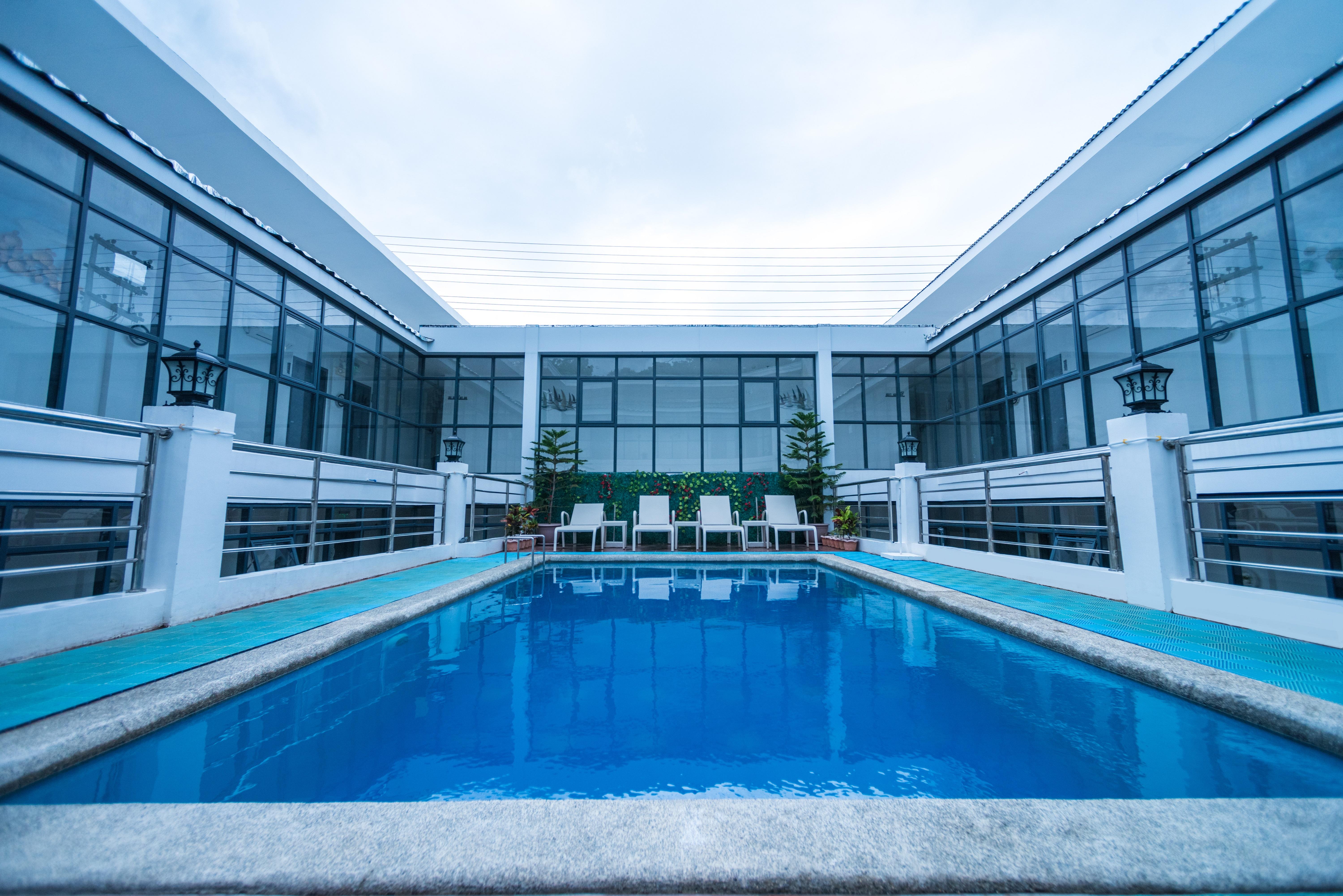 Erus Suites Hotel Boracay Manoc-Manoc Екстериор снимка