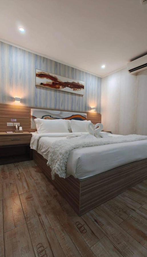 Erus Suites Hotel Boracay Manoc-Manoc Екстериор снимка