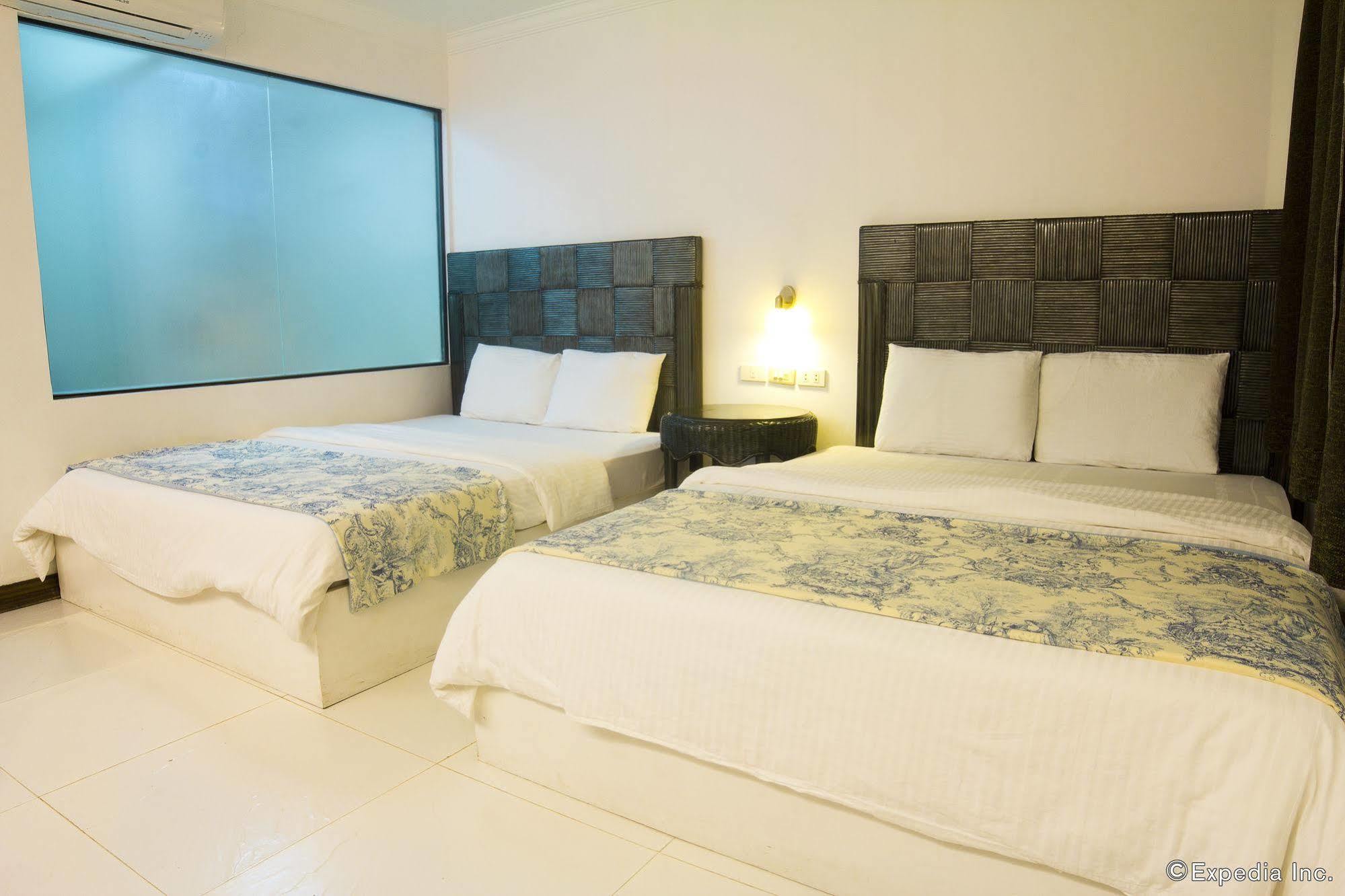 Erus Suites Hotel Boracay Manoc-Manoc Екстериор снимка