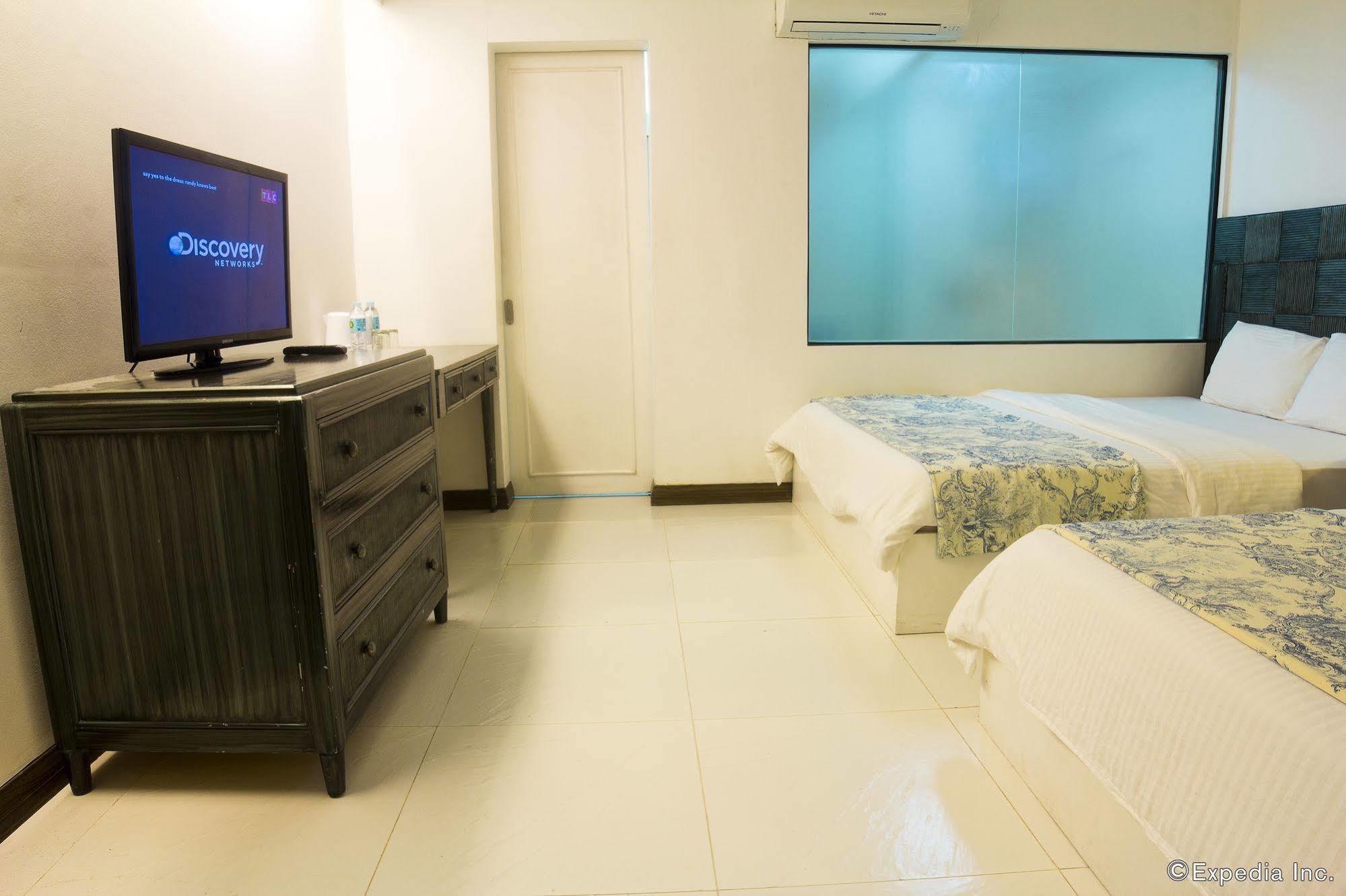 Erus Suites Hotel Boracay Manoc-Manoc Екстериор снимка